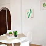 Deos Thassos アパート パナギア